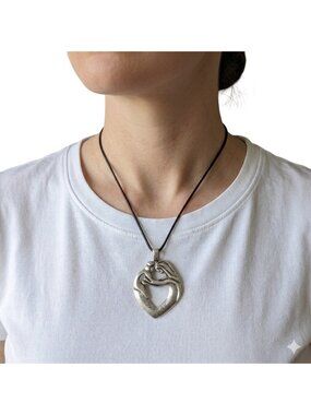Mother & Child Heart Pendant Necklace VTG New Garold Miller Friends Silver Tone